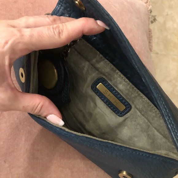 Bag - Picture 2 of 4